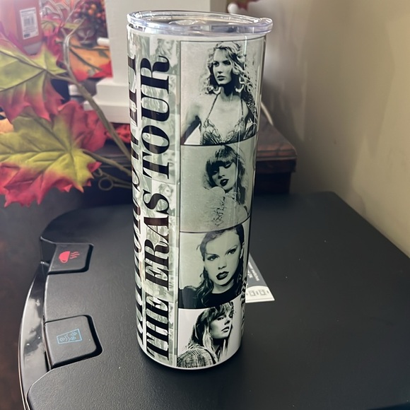 NEW! TAYLOR SWIFT Stainless Steel Tumbler - Picture 2 of 5